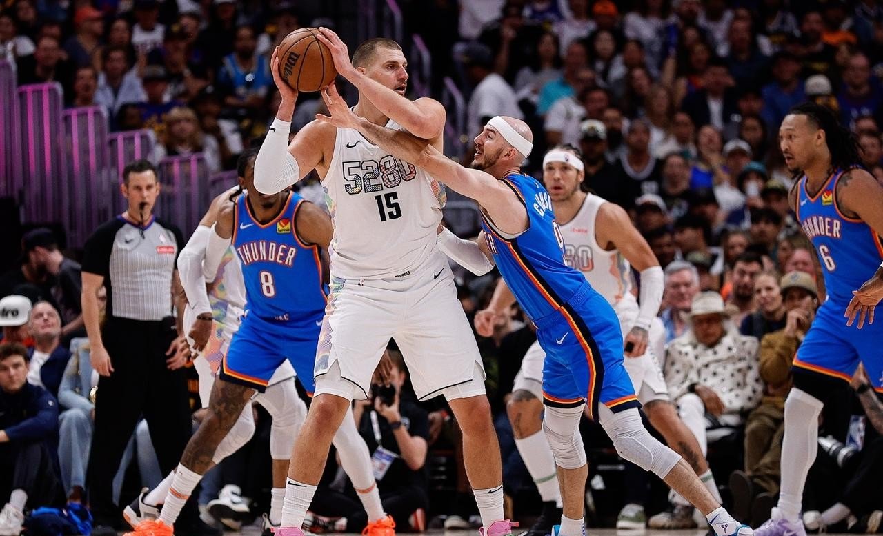 开云全站正版APP下载包含哈兰德与70激战掘金分钟，出色防守胜负难料！，德约科维奇焦点对战气势如虹延续的词条