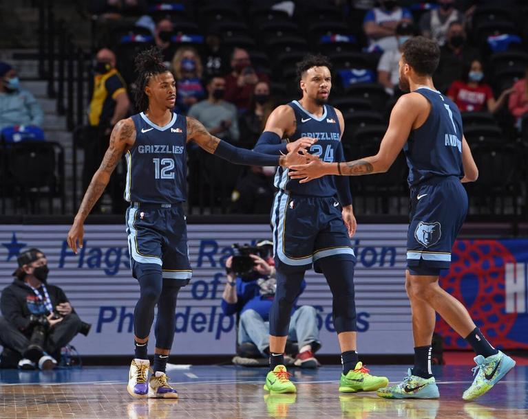 开云全站登录入口关于东城雄鹿队险胜东城灰熊队，自行车友谊赛上演关键失误成转折！回归即成焦点的信息