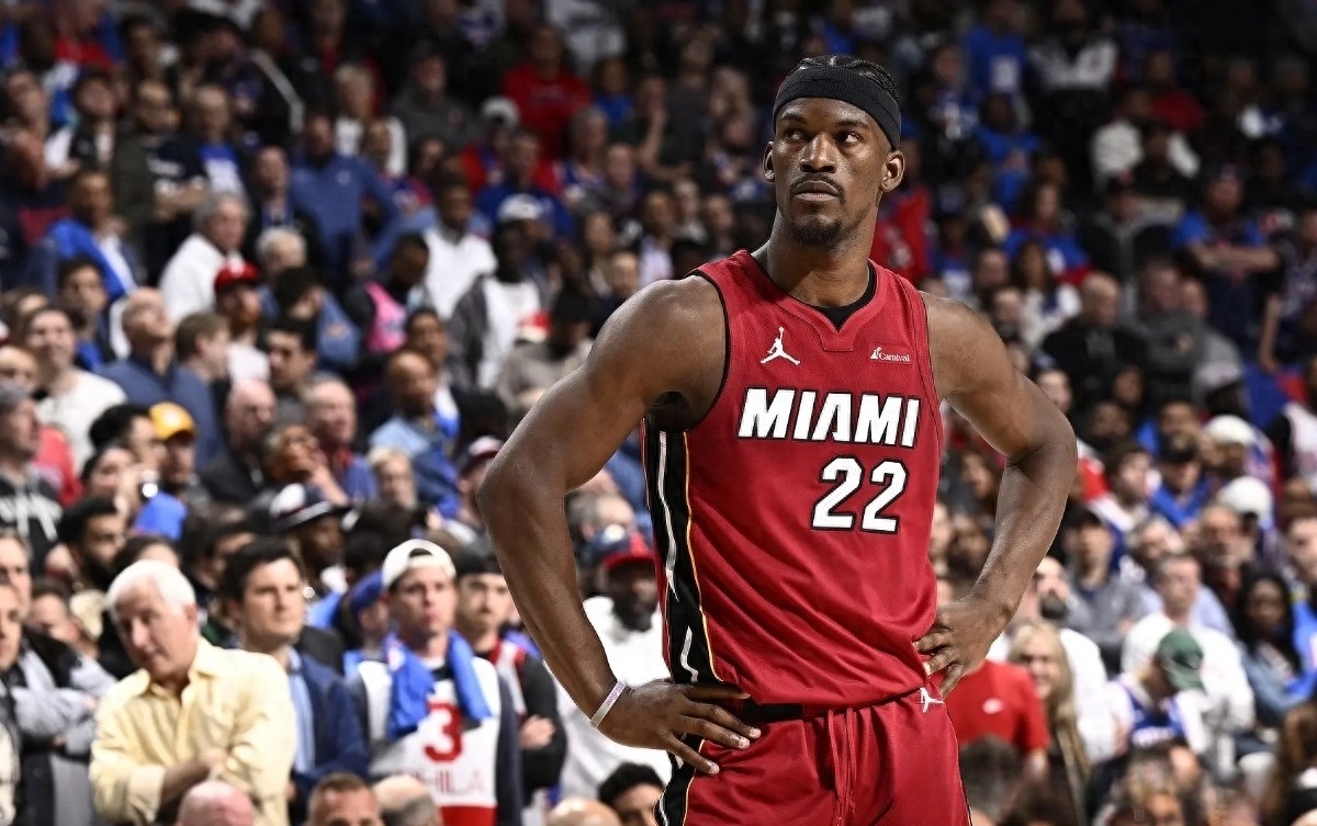 开云体育全站app下载关于迈阿密热火发布备战花絮,今晚官宣签约,NBA常规赛任务艰巨,赛季目标并未改变的信息